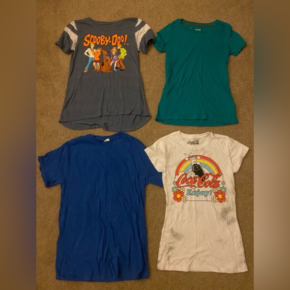 If you have any questions please call or text 716-259-0290 there are many shirts - Picture 11 of 16